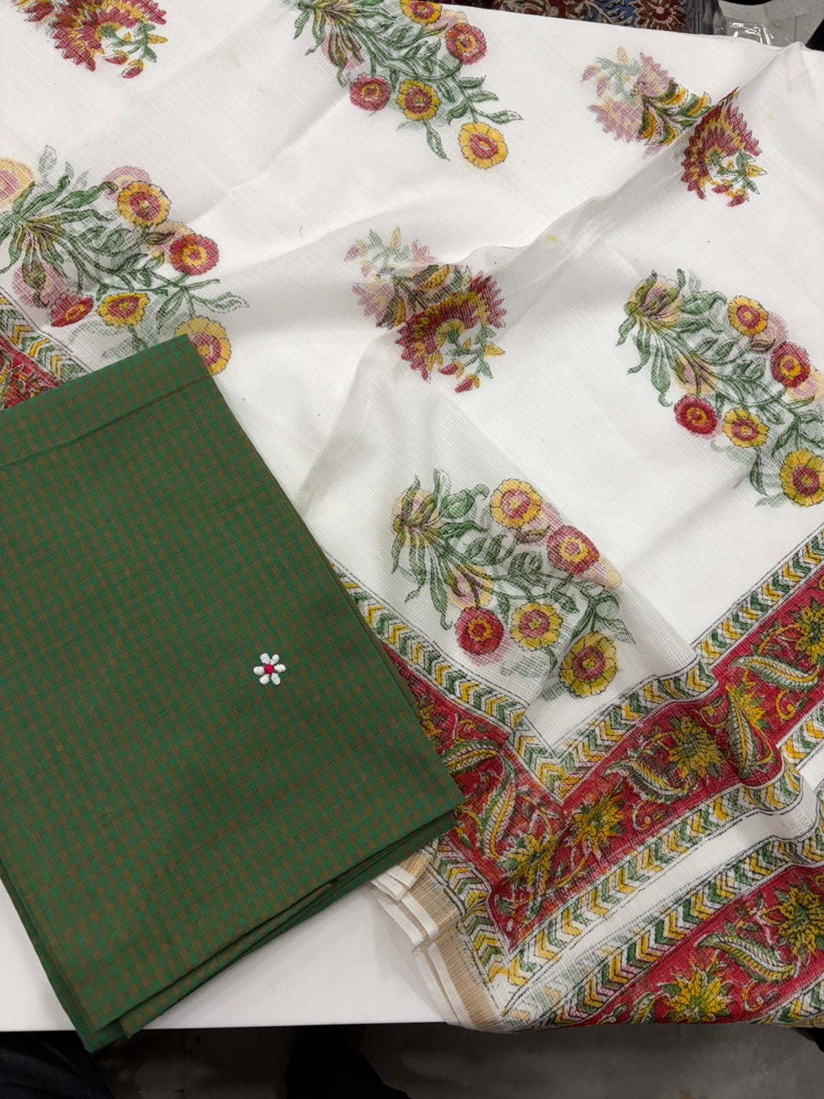 EMBROIDERY HANDLOOM TOP X KOTA PRINTED DUPATTA