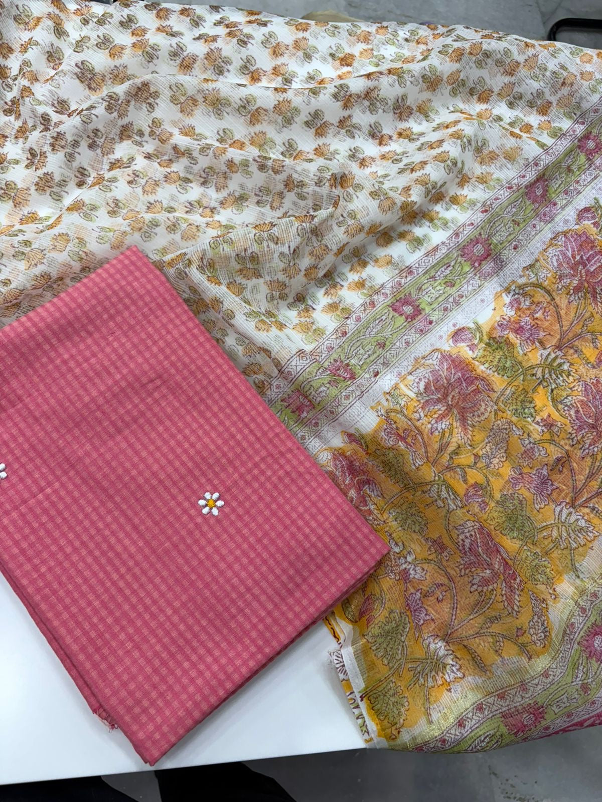 EMBROIDERY HANDLOOM TOP X KOTA PRINTED DUPATTA