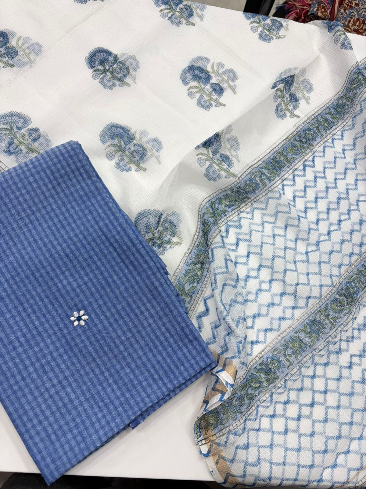 EMBROIDERY HANDLOOM TOP X KOTA PRINTED DUPATTA